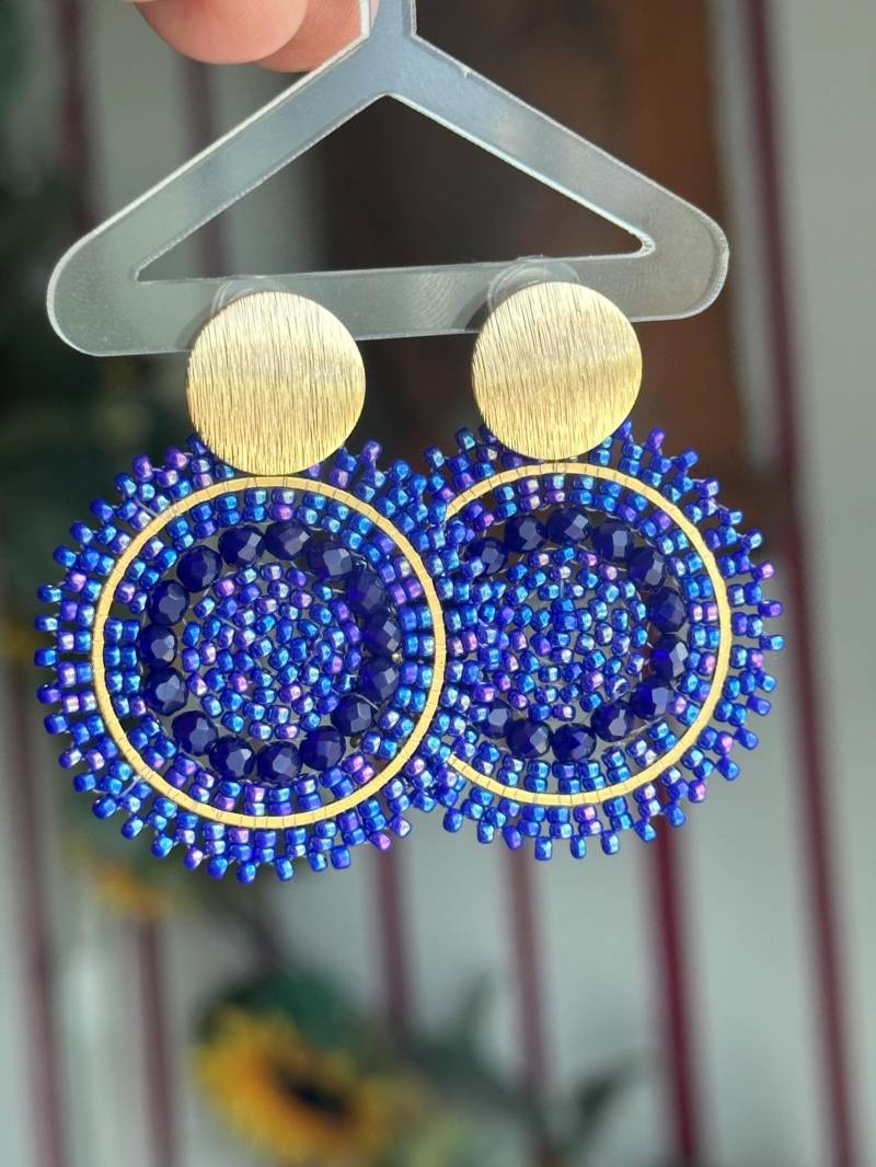 Hanna || Edelstahl Ohrringe Dunkelblau, Perlenohrring Gold, Blaue Ohrringe, Glasperlen, Dunkelblaue Perlenschmuck von KlunkerJewelryDE