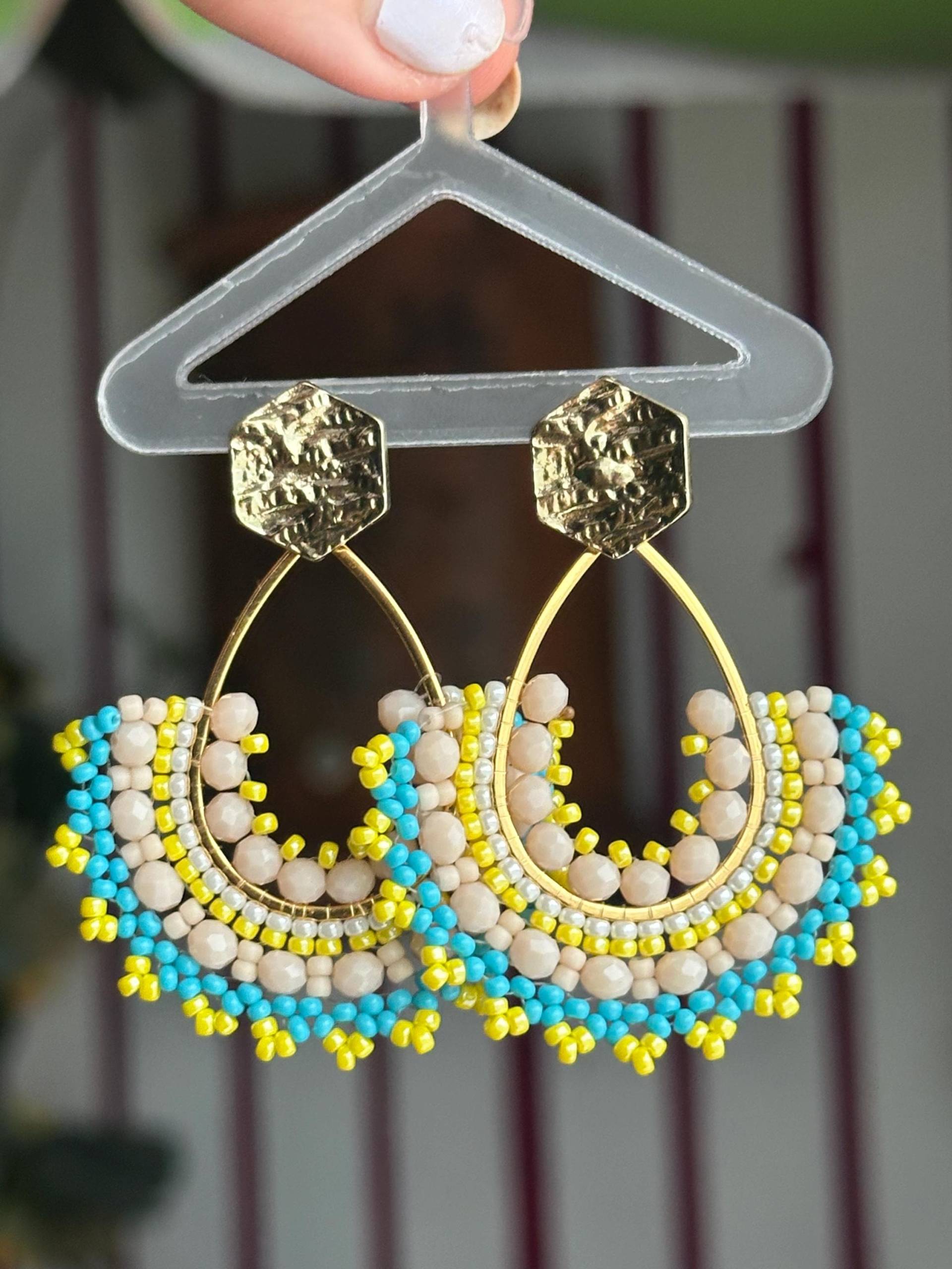 Jenni || Statement Ohrringe Tropfen Beige, Glasperlen Edelstahlstecker, Ohrring Beige , Groß, Große Weiß, Strand von KlunkerJewelryDE