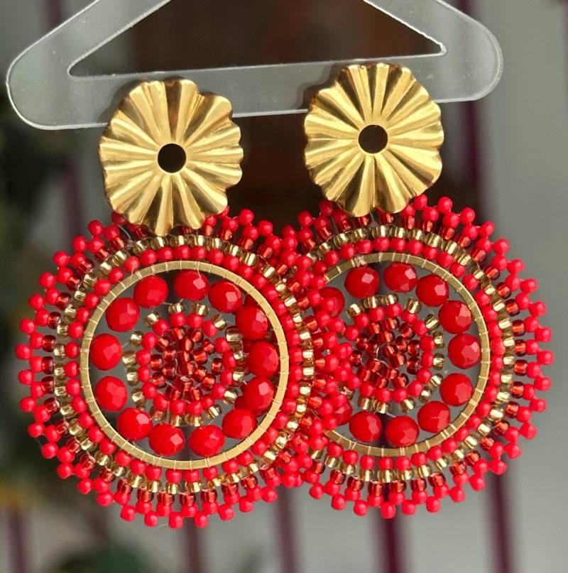 Rebeca | Statement Ohrringe Rot Gold, Perlenohrring Gold, Rote Ohrringe, Glasperlen, Edelstahlschmuck, Boho Perlenschmuck von KlunkerJewelryDE