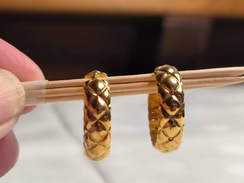 Creolen Gold Klassisch Sportlich Gesteppt von KlunkerimBunker