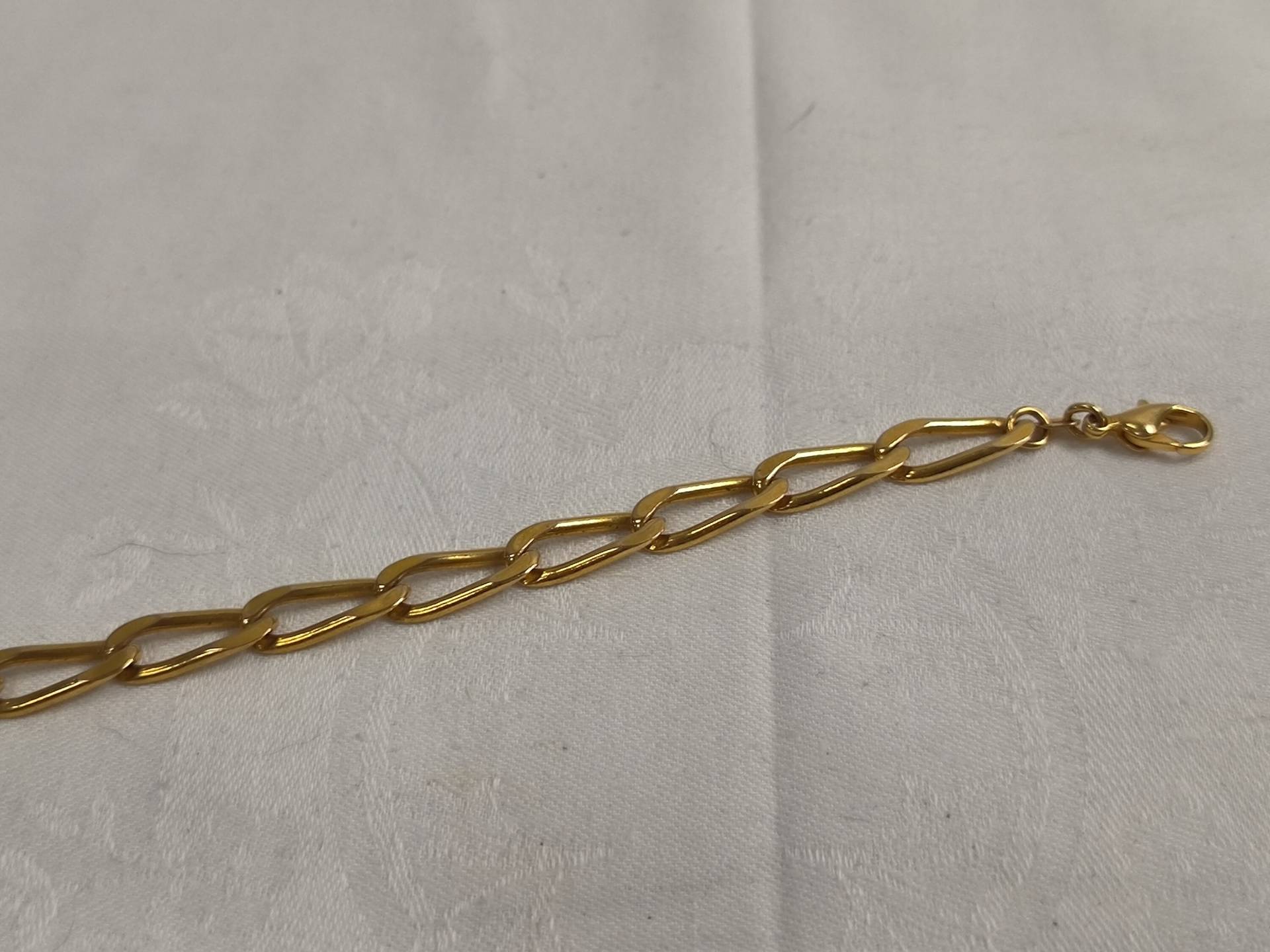 Elegant Gold Armband Elegant Gold Armband von KlunkerimBunker