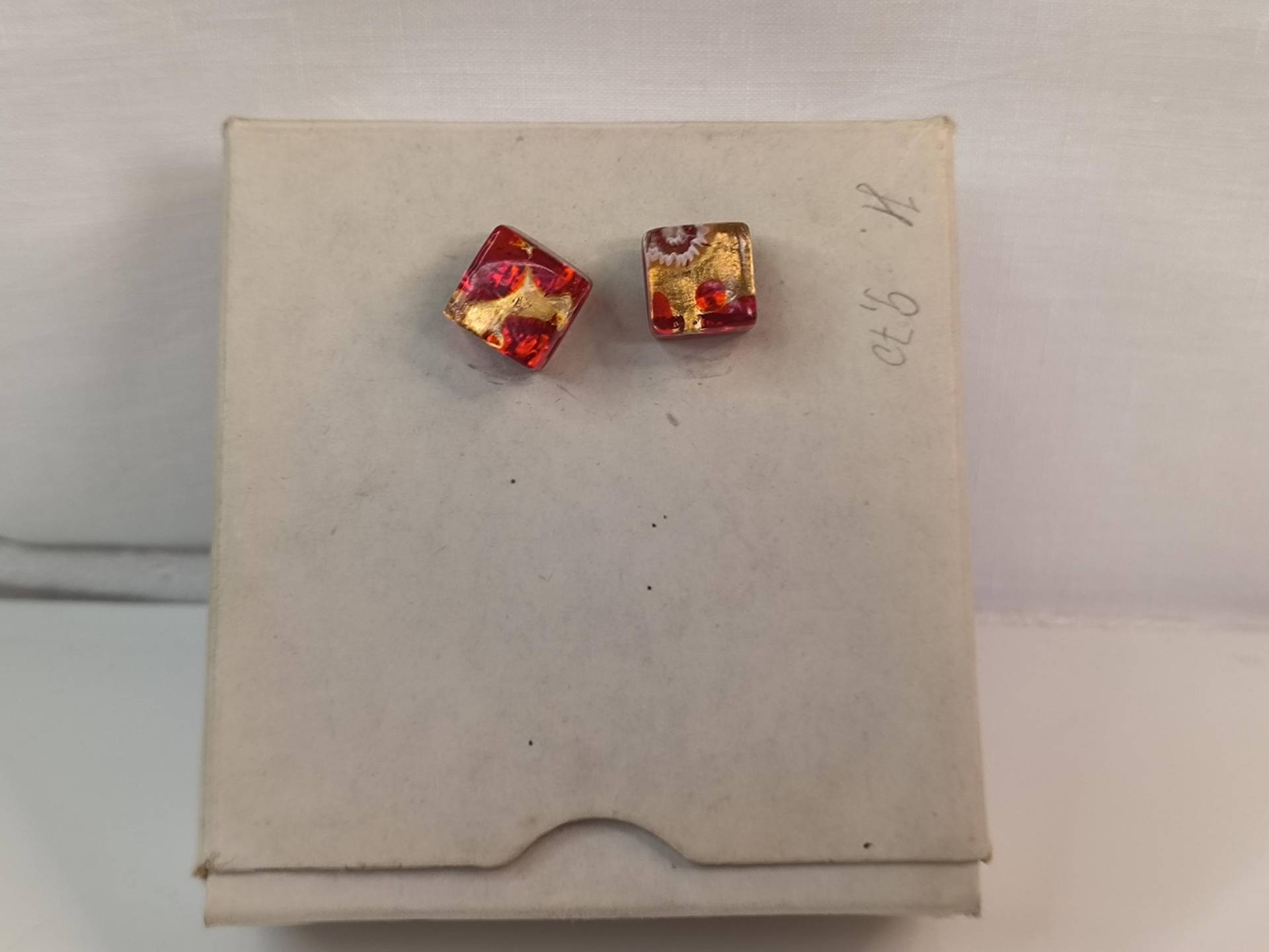 Ohrringe Stecker Rot Gold Quadratisch Klein Fein Ohrringe Stecker Rot Gold Quadratisch Klein Fein von KlunkerimBunker