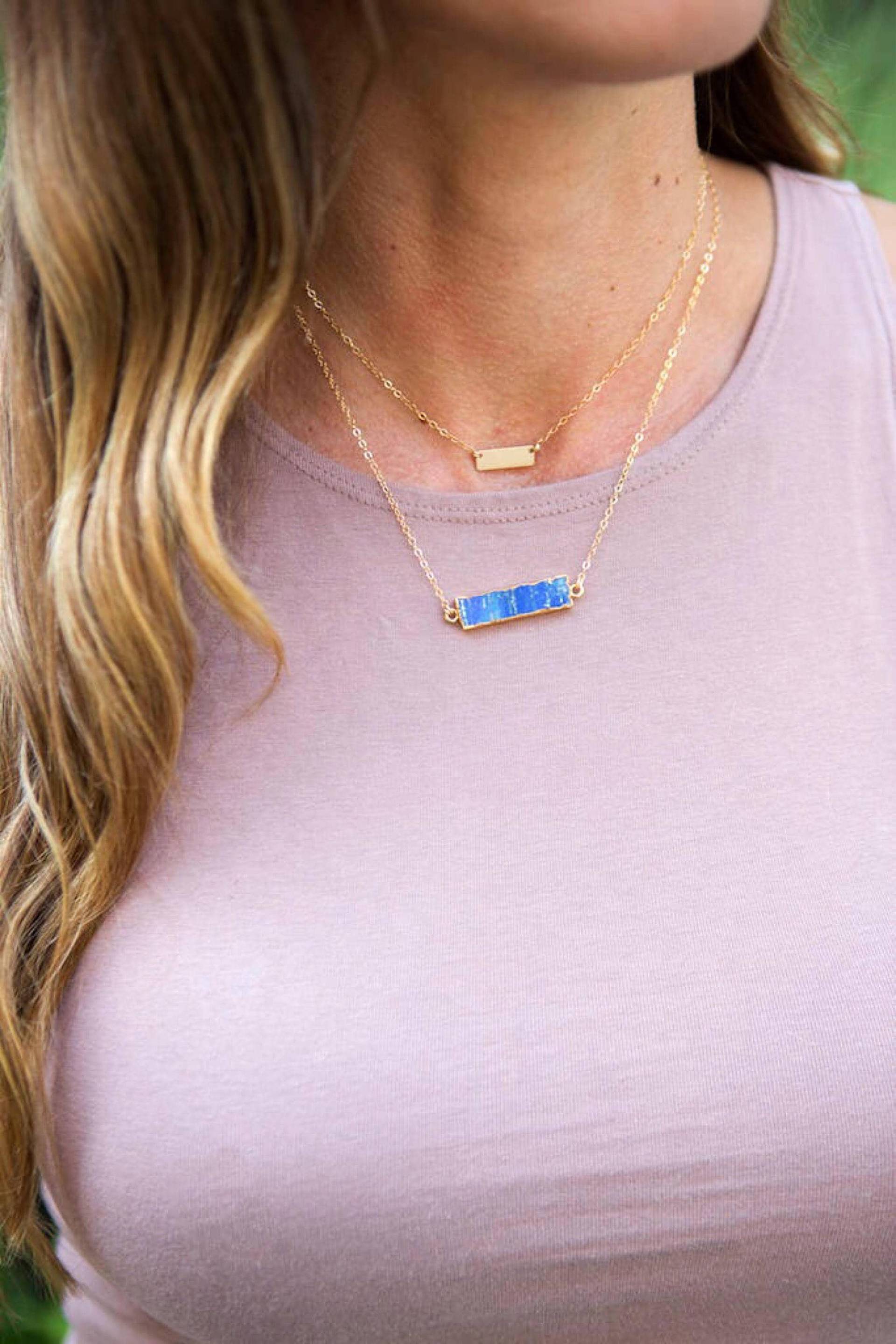 Lapis Lazuli Bar Halskette // Tiefblaue Stein - Layering Gold Umrandet Schlicht Modern Lapiz Lapis Lazuli Bar Halskette // Tiefblaue Stein - Layering Gold Umrandet Schlicht Modern Lapiz von KmichaelStyle