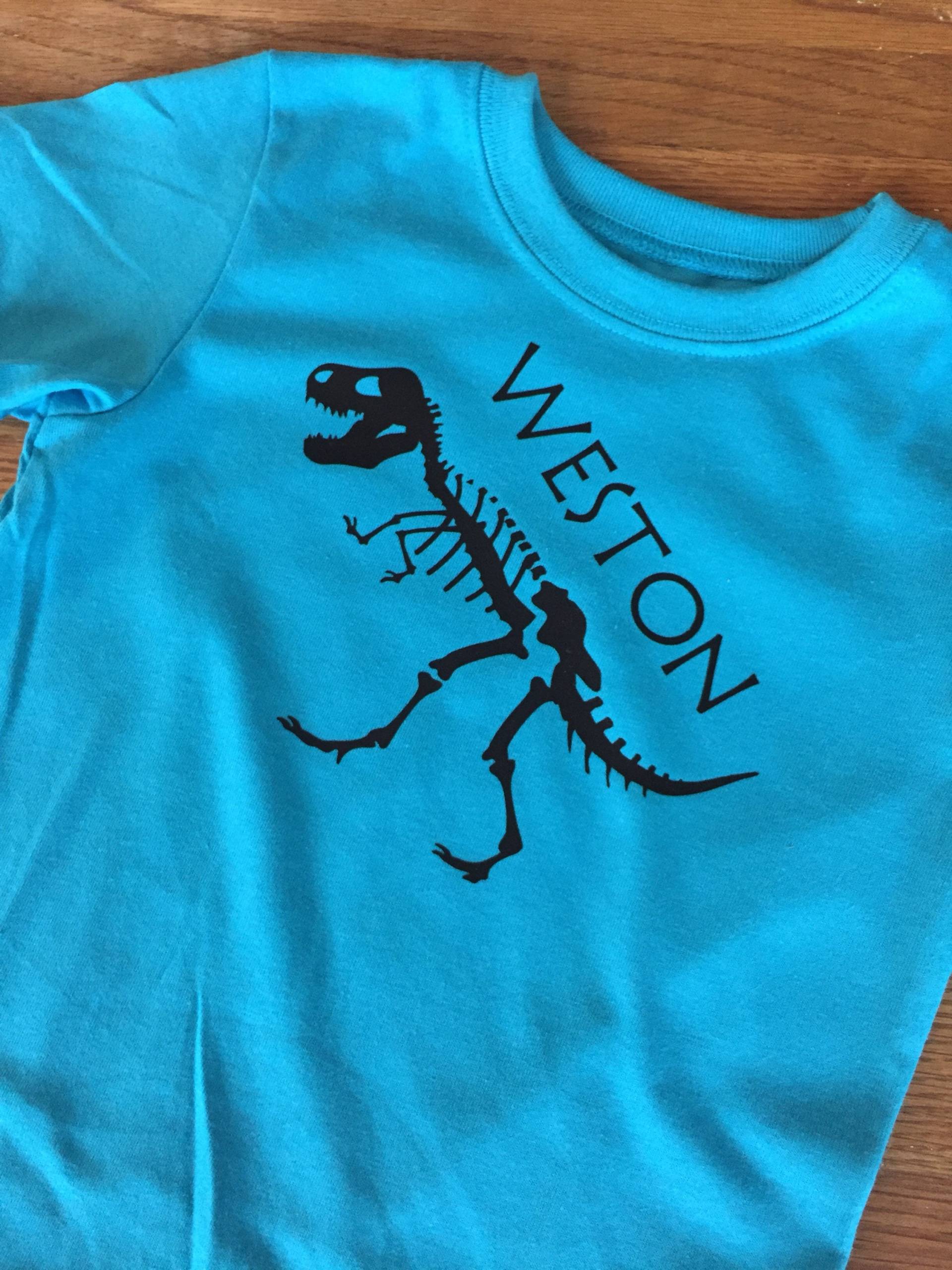 Dinosaurier Fossil Tshirt Dinosaurier Fossil Tshirt von KnPTDesigns
