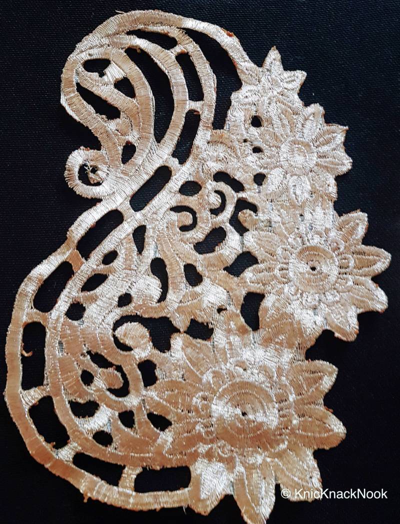 Antike Gold/Bronze Ton Häkeln Thread Stoff Applikation, Blume Applikation - 200317A84 von KnicKnackNook