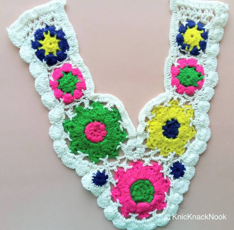 Gehäkelter Kragen Mit Blumenmuster Bunte Applikationen Aus Baumwolle von KnicKnackNook