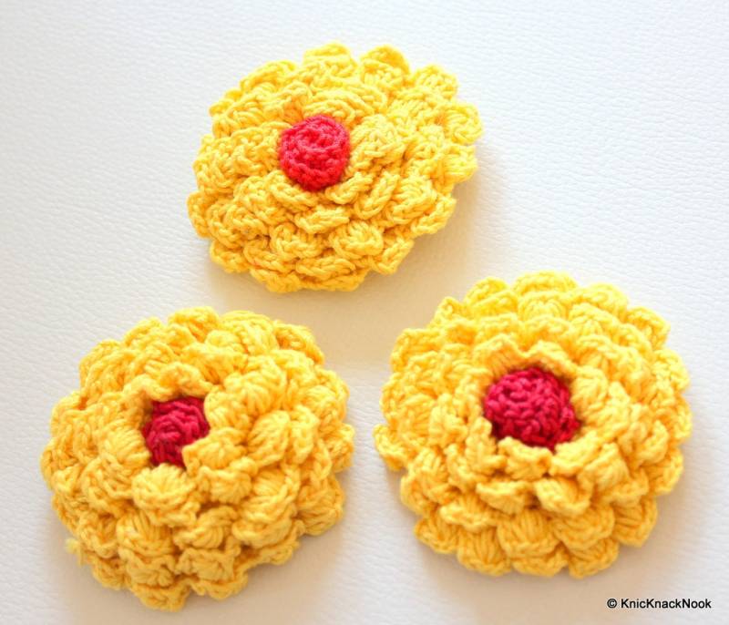 Gelb Und Rot Gehäkelte Blume Applikation X 1 Gelb Und Rot Gehäkelte Blume Applikation X 1 von KnicKnackNook