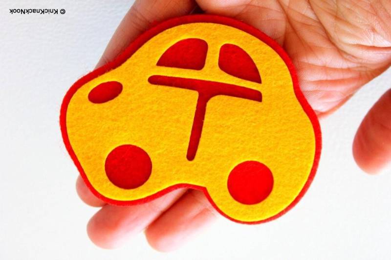 Niedliche Gelbe Und Rote Auto Applikation Aufnäher Aus Filz Kinder von KnicKnackNook