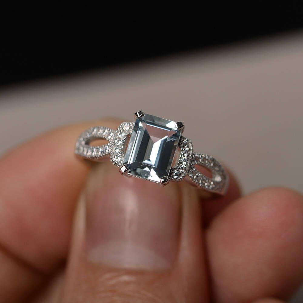 Aquamarine Ringe Silber Smaragd Geschnitten Verlobungsring Blauer Edelstein Ring März Birthstone von KnightJewelry