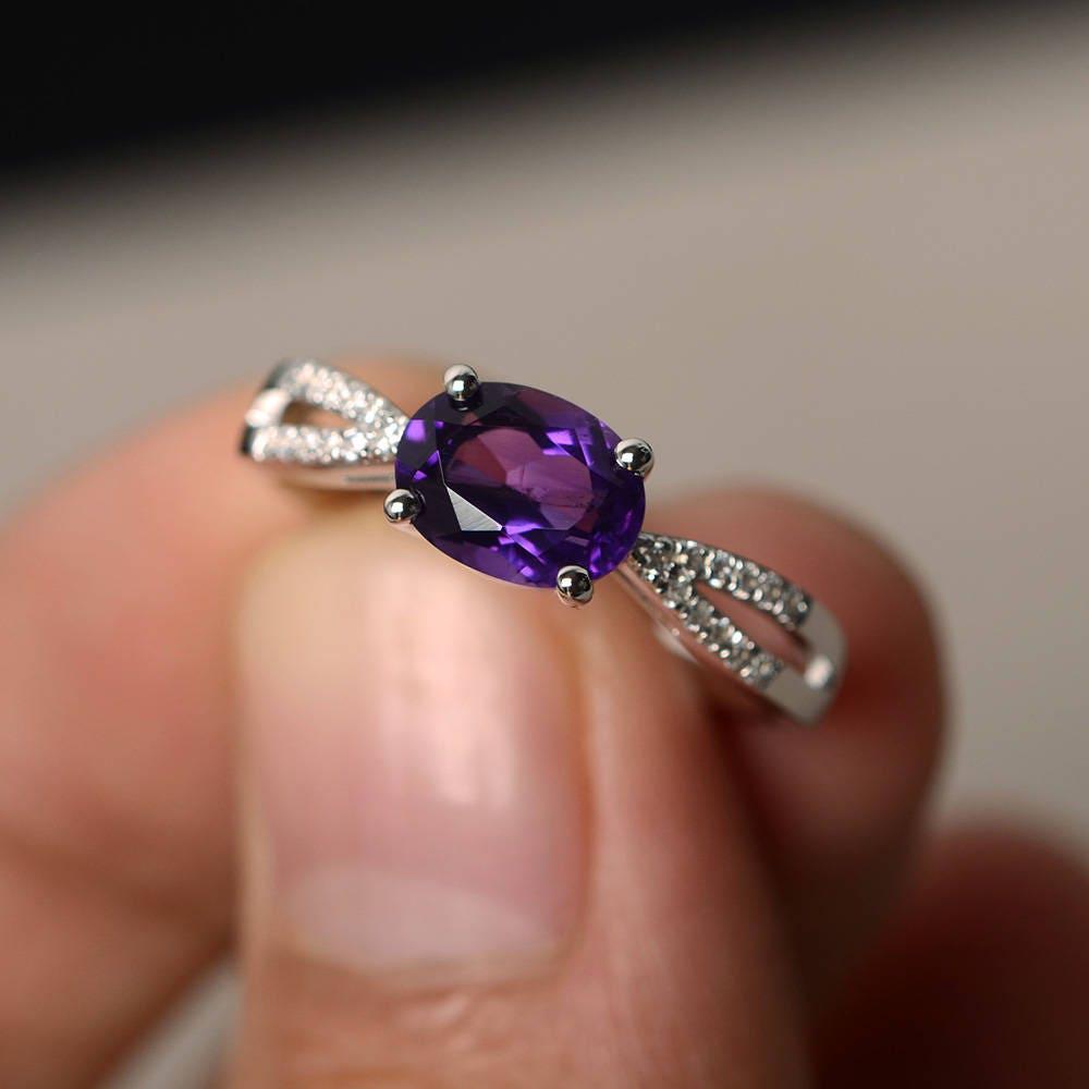 Einzigartige Trauringe Natürlicher Amethyst Ringe Februar Birthstone Ovale Form Silberringe Benutzerdefinierte von KnightJewelry
