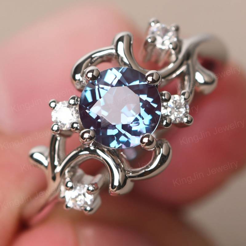 Farbwechsel Alexandrit Zweig Statement Ring Sterling Silber Runde Schnitt Juni Birthstone von KnightJewelry