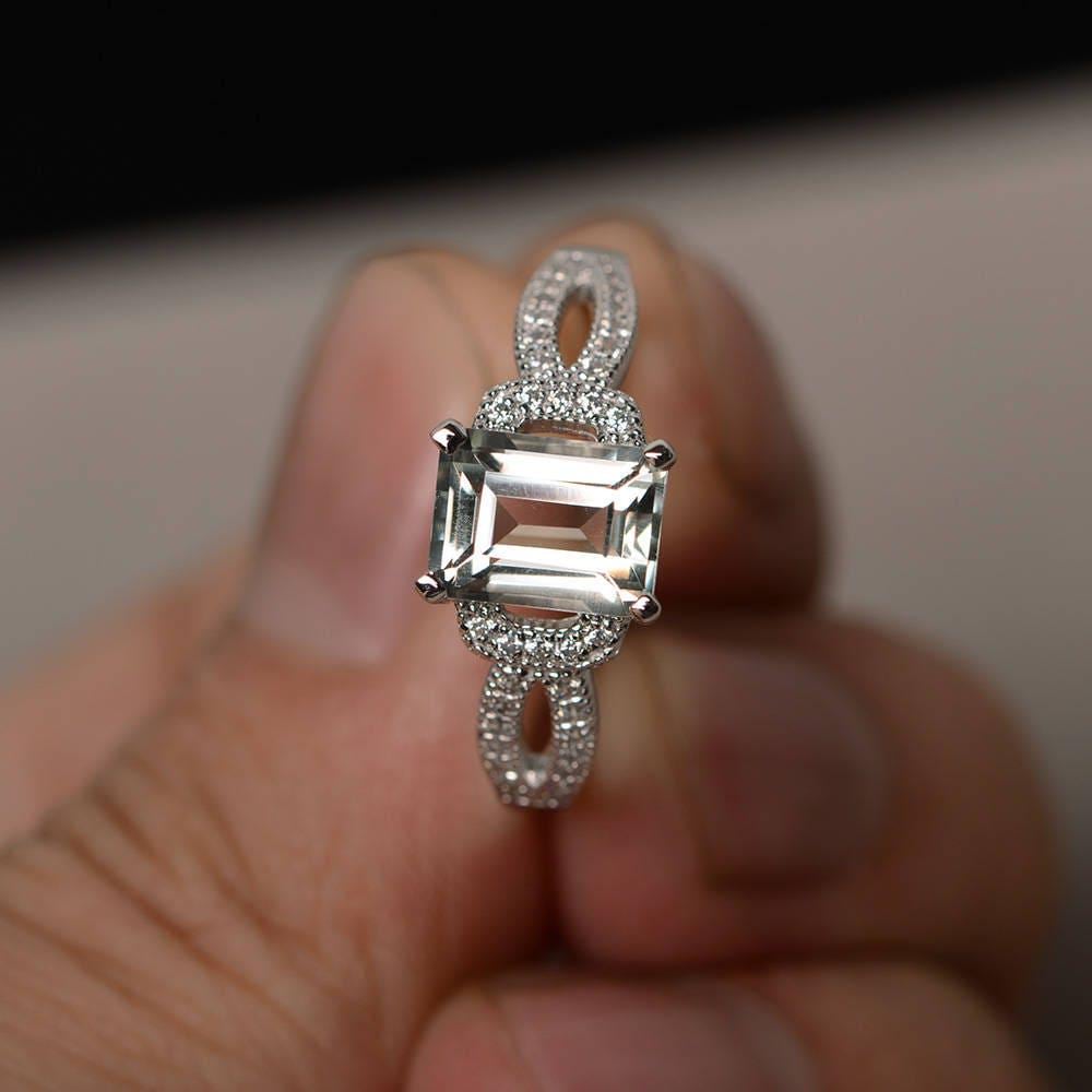 Grüner Amethyst Ring Versprechen Silber Edelstein Schmuck Smaragdschliff von KnightJewelry