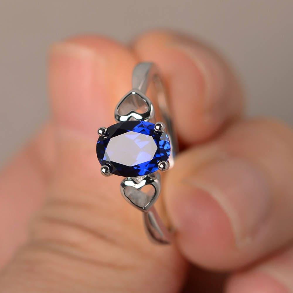 Lab Blauer Saphir Ring Verlobungsring Solitär Oval Cut Edelstein September Geburtsstein Sterling Silber von KnightJewelry