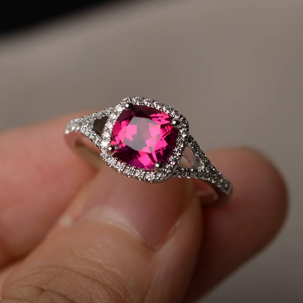 Lab Rubin Ring Hochzeit Kissenschliff Roter Edelstein Juli Geburtsstein Sterling Silber von KnightJewelry