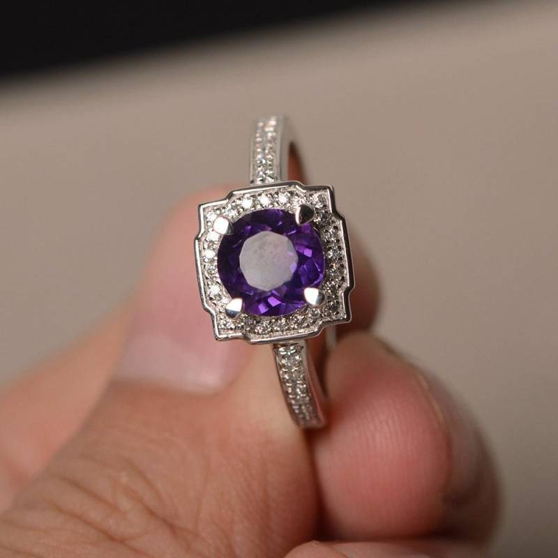 Lila Amethyst Ring Rundschliff, Verlobungsring Versprechensring Sterling Silber von KnightJewelry
