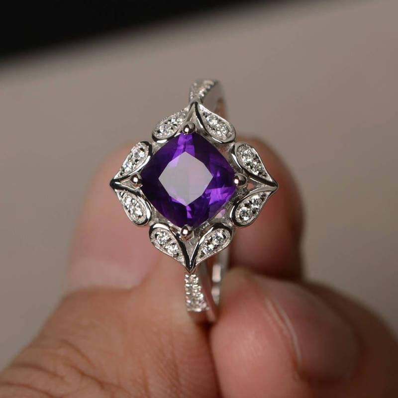 Natürliche Amethyst Ring Hochzeit Februar Birthstone Kissen Geschnitten Edelstein Lila Edelsteine Sterling Silber Natürliche Amethyst Ring Hochzeit Februar Birthstone Kissen Geschnitten Edelstein Lila Edelsteine Sterling Silber von KnightJewelry