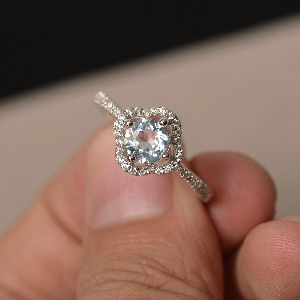 Natürliche Aquamarin-Verlobungsring Edelstein Ring Rundschliff Sterling Silber von KnightJewelry