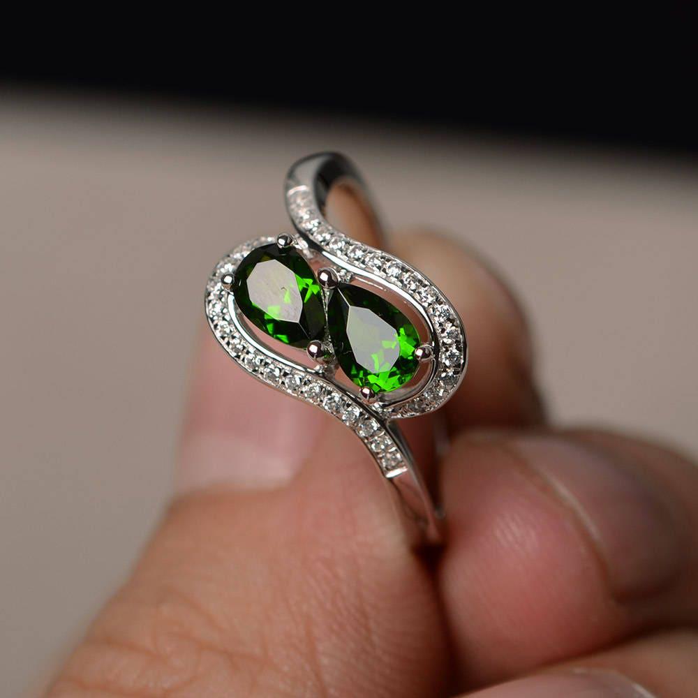 Natürliche Chromdiopsid Ringe Hochzeitsringe Sterling Silber Pear Cut Grüner Edelstein Vintage von KnightJewelry