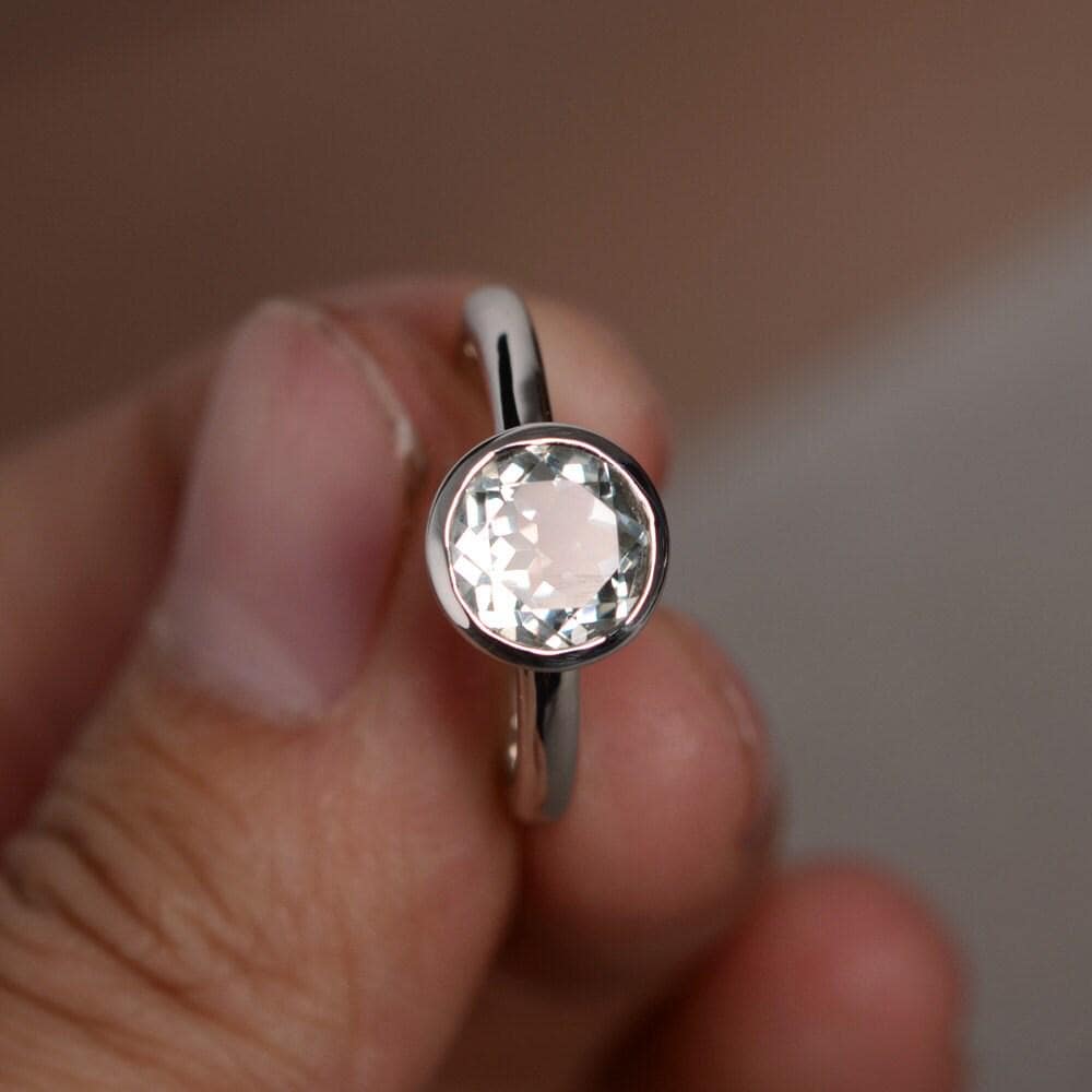 Natürliche Grüne Amethyst Ring Silber Edelstein Lünette Hochzeit Jahrestag von KnightJewelry