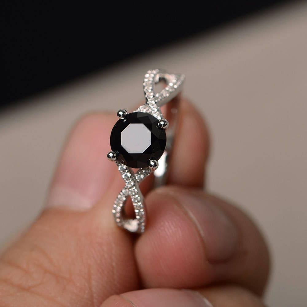 Natürliche Schwarze Spinell Ringe Cocktailringe Rund Schnitt Edelstein Ring Sterling Silber Weihnachtsgeschenke von KnightJewelry