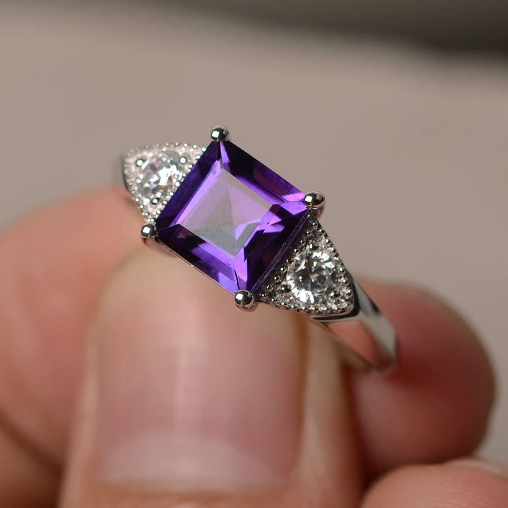 Verlobungsring Echte Natürliche Amethyst Ring Square Cut Februar Birthstone Sterling Silber Lila Edelsteine von KnightJewelry
