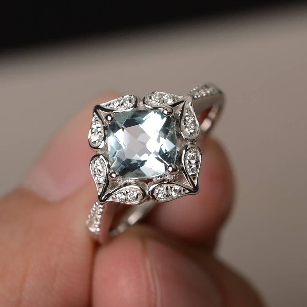 Versprechen Ring Natürliche Aquamarin Kissen Geschnitten Edelstein Blaue Edelsteine Sterling Silber März Birthstone Versprechen Ring Natürliche Aquamarin Kissen Geschnitten Edelstein Blaue Edelsteine Sterling Silber März Birthstone von KnightJewelry