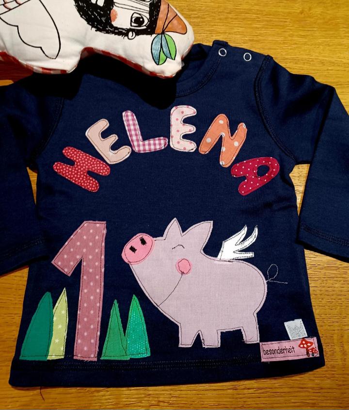 Geburtstagsshirtschweinchen Mit Flügelglücksschweinzahlnameshirtgeburtstag Geburtstagsshirtschweinchen Mit Flügelglücksschweinzahlnameshirtgeburtstag von KniknaKnallebunt