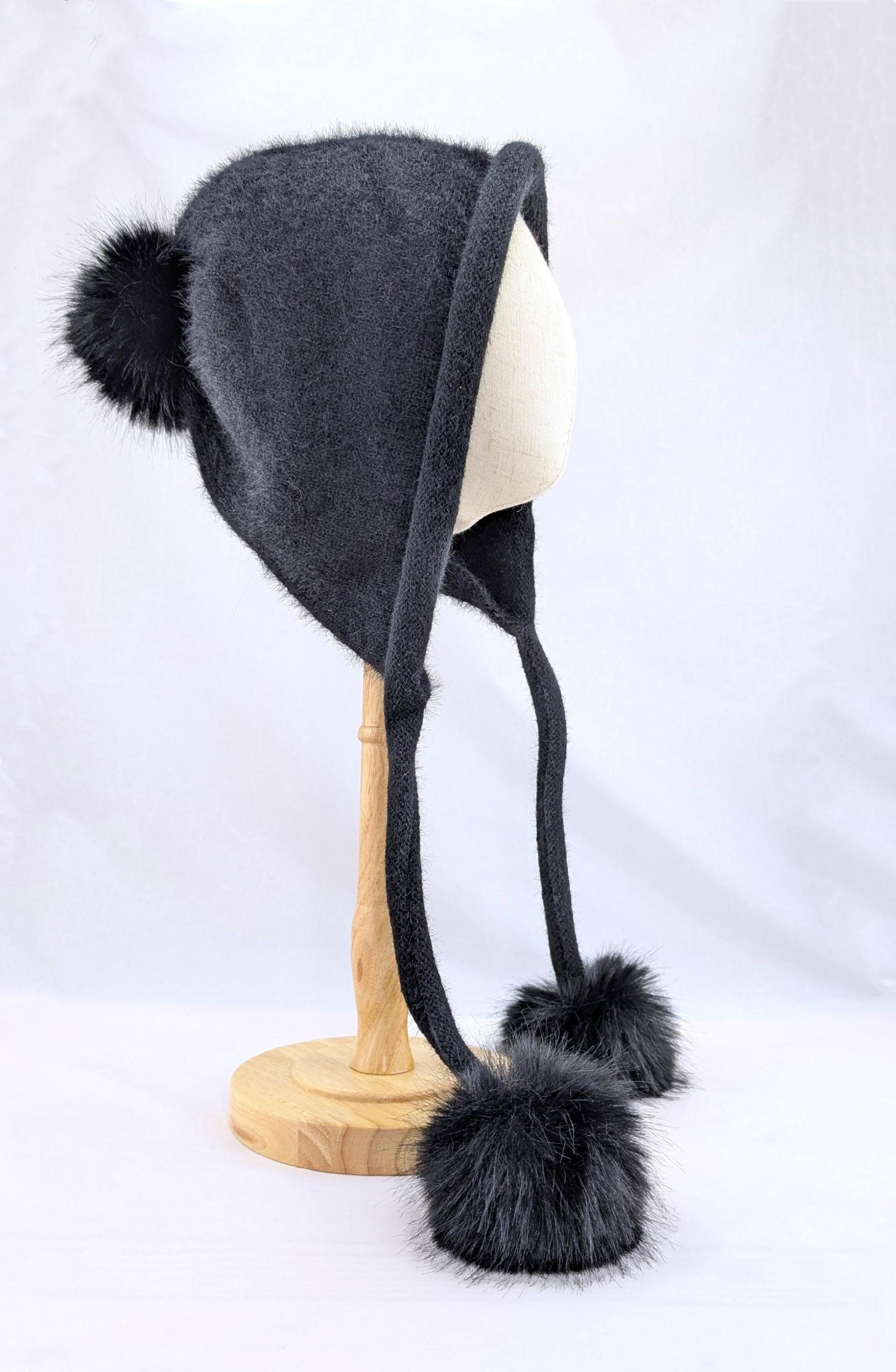 Mütze Mit Bommel Pommel Oversized-Haube Damen Strickhaube Strickmütze Wintermütze von KnitArtShop