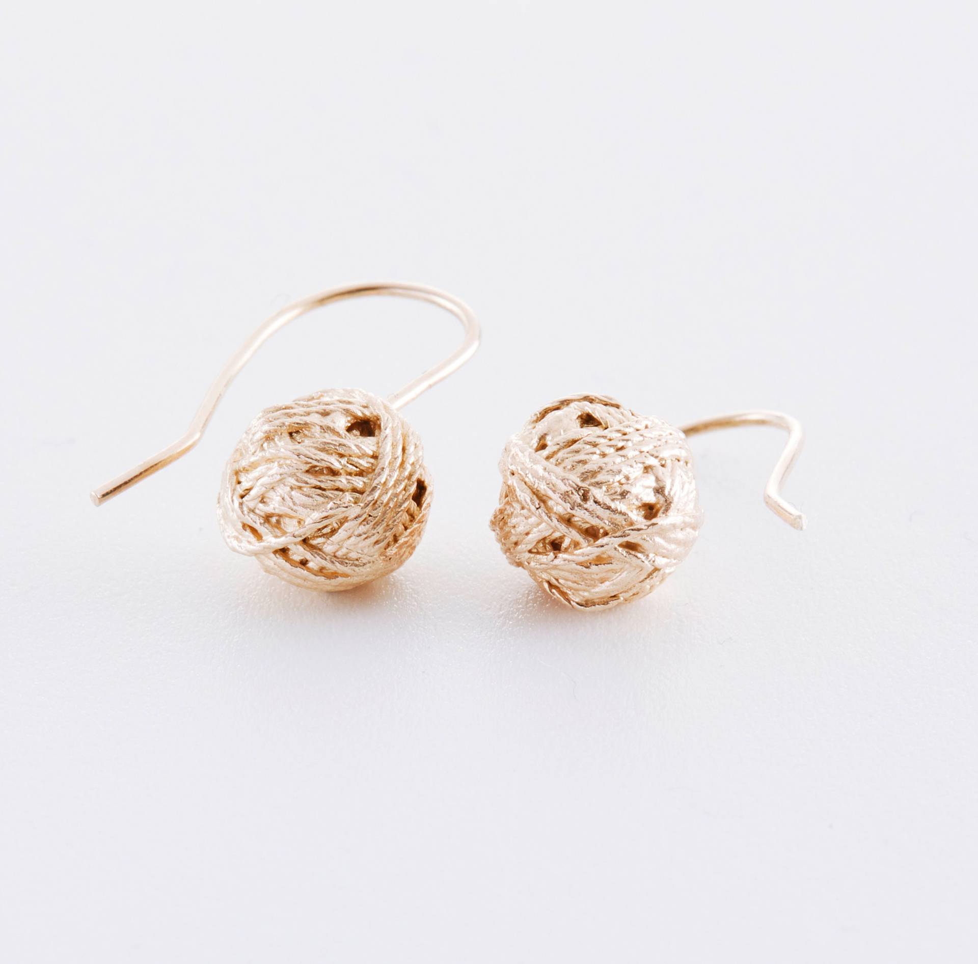 Wollknäuel Ohrringe, Aus 925 Silber, Rosegold - Oder Gelbgold Vergoldet Wollknäuel Ohrringe, Aus 925 Silber, Rosegold - Oder Gelbgold Vergoldet von KnitKit
