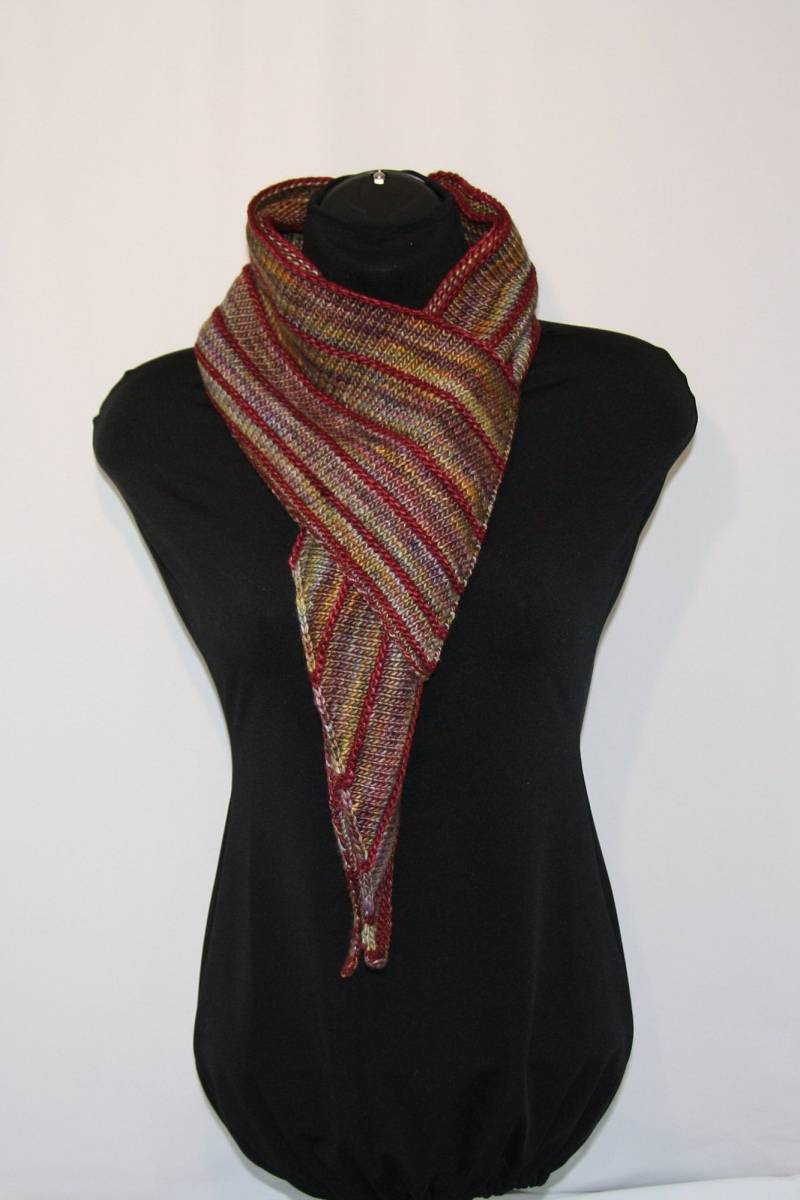 Frau Schal - Hand Stricken Wolle Und Seide Schal Frau Schal - Hand Stricken Wolle Und Seide Schal von KnitKnotandWeave