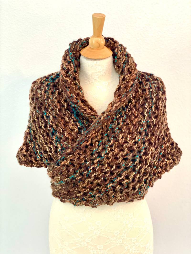 Outlander Schal, Handgestrickter Pullover, Klobiger Halswärmer, Handgestrickte Schulter-Wrap, Wählen Sie Ihre Farbe, Geschenk Für Freundin Outlander Schal, Handgestrickter Pullover, Klobiger Halswärmer, Handgestrickte Schulter-Wrap, Wählen Sie Ihre Farbe, Geschenk Für Freundin von KnitPlayLove