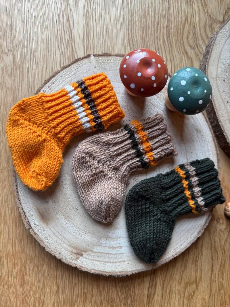 Handgestrickte Baby-/Kindersocken Aus 100% Merinowolle Handgestrickte Baby-/Kindersocken Aus 100% Merinowolle von KnitsbyKasia