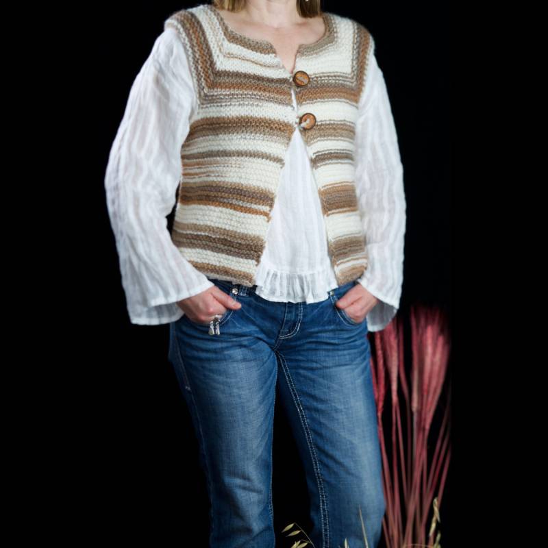 Wollpullover Weste Mit Knopf Vorne, Größe Small Medium von Knitsha