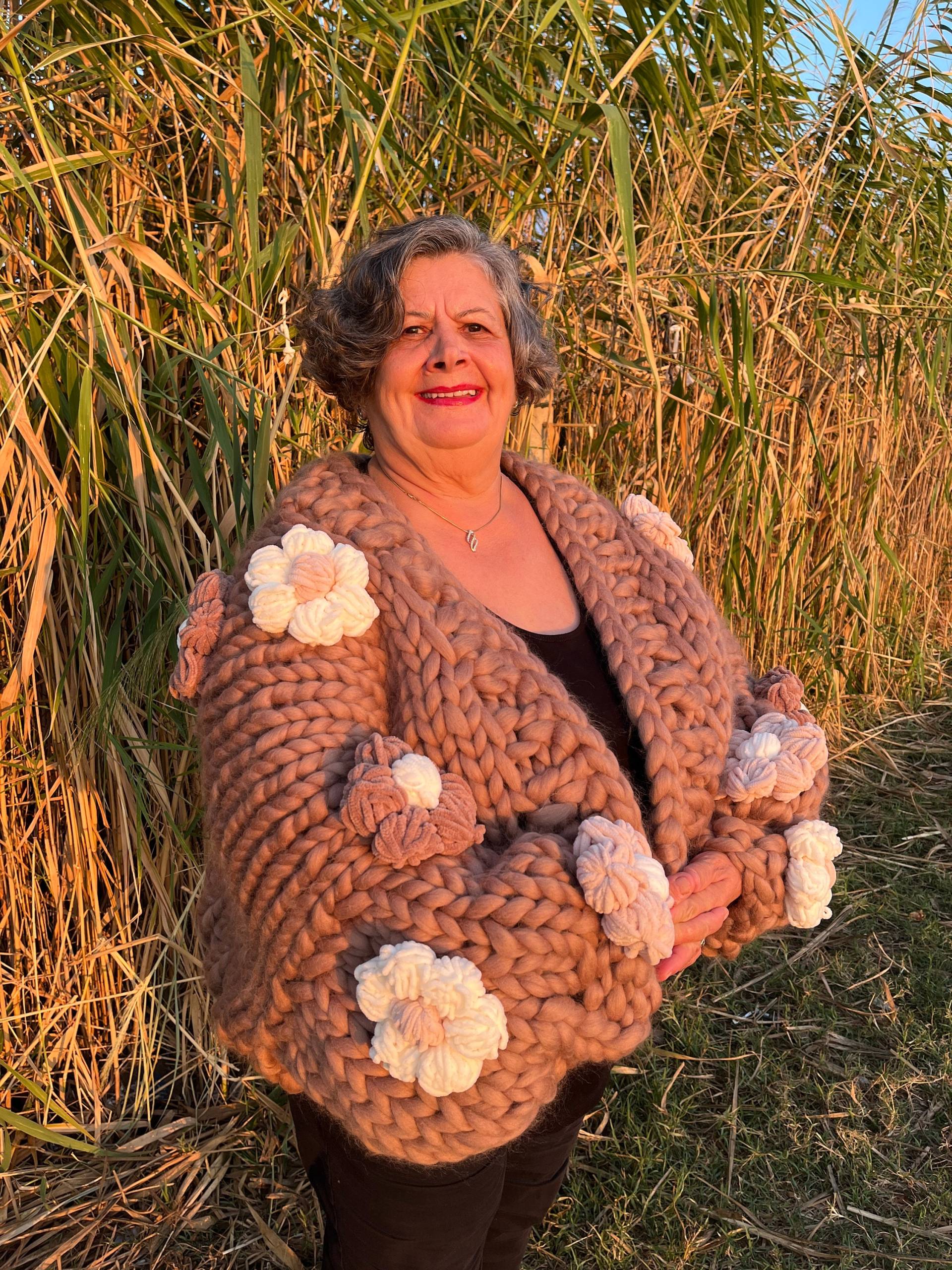 Oversized Grobstrick Strickjacke, Braune Florale Unikat&schurwolle, Merinowolle Cardigan, Strickjacke Für Frauen Oversized Grobstrick Strickjacke, Braune Florale Unikat&schurwolle, Merinowolle Cardigan, Strickjacke Für Frauen von KnitsoCO