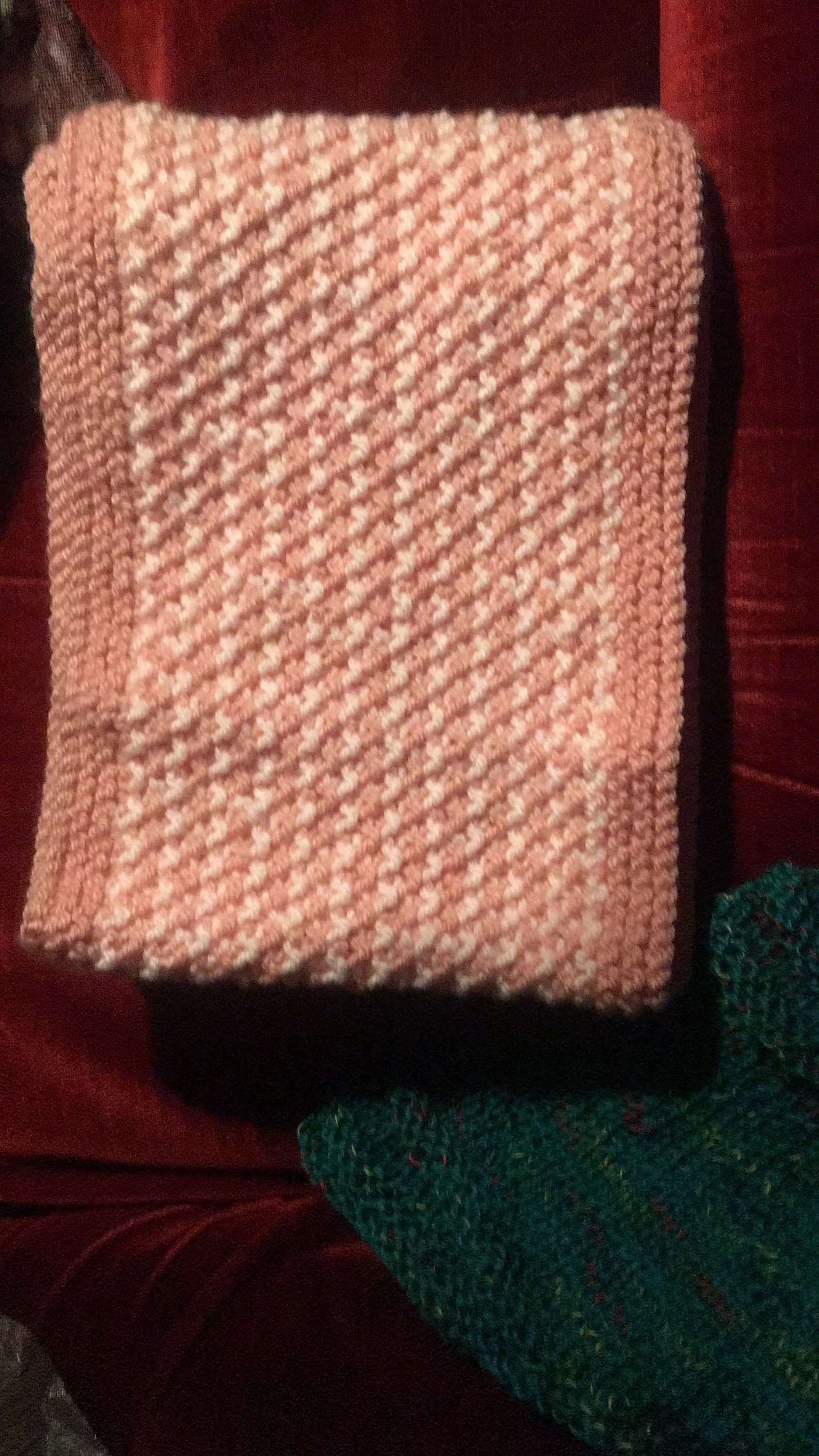 Handgestrickte Schal von KnittedBySandra