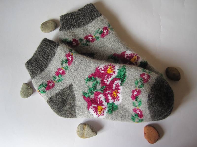 Wunderschöner Strickfilz Aus Natürlichem Angora-Wollgarn Damensocken Strickviolett | 23-25 cm Eu38-40Us - 8-9 Schön Warm Weich Für Die Fußhaut von KnittedWarmGifts