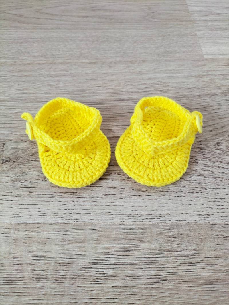 Gelbe Flip-Flops, Häkeln Babysandalen, Baby Unisex Sandlies von KnittingARTwork