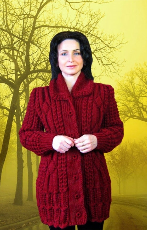 Handgestrickter Damenmantel Aran, Damenjacke, Damenstrickjacke, Handgestrickte Strickjacke, Damenmantel, Pullover, Handgefertigte Wolle, Damenjacke von KnittingAlexBoutique