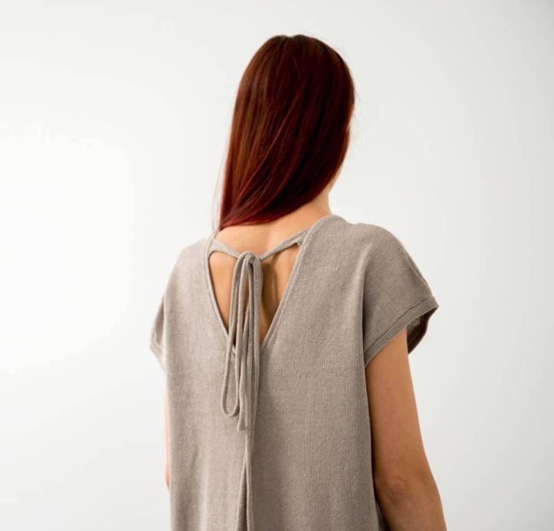 Gestricktes Leinen Midikleid Gebundener Rücken, Sommerschicht von KnittingmaniaStudio