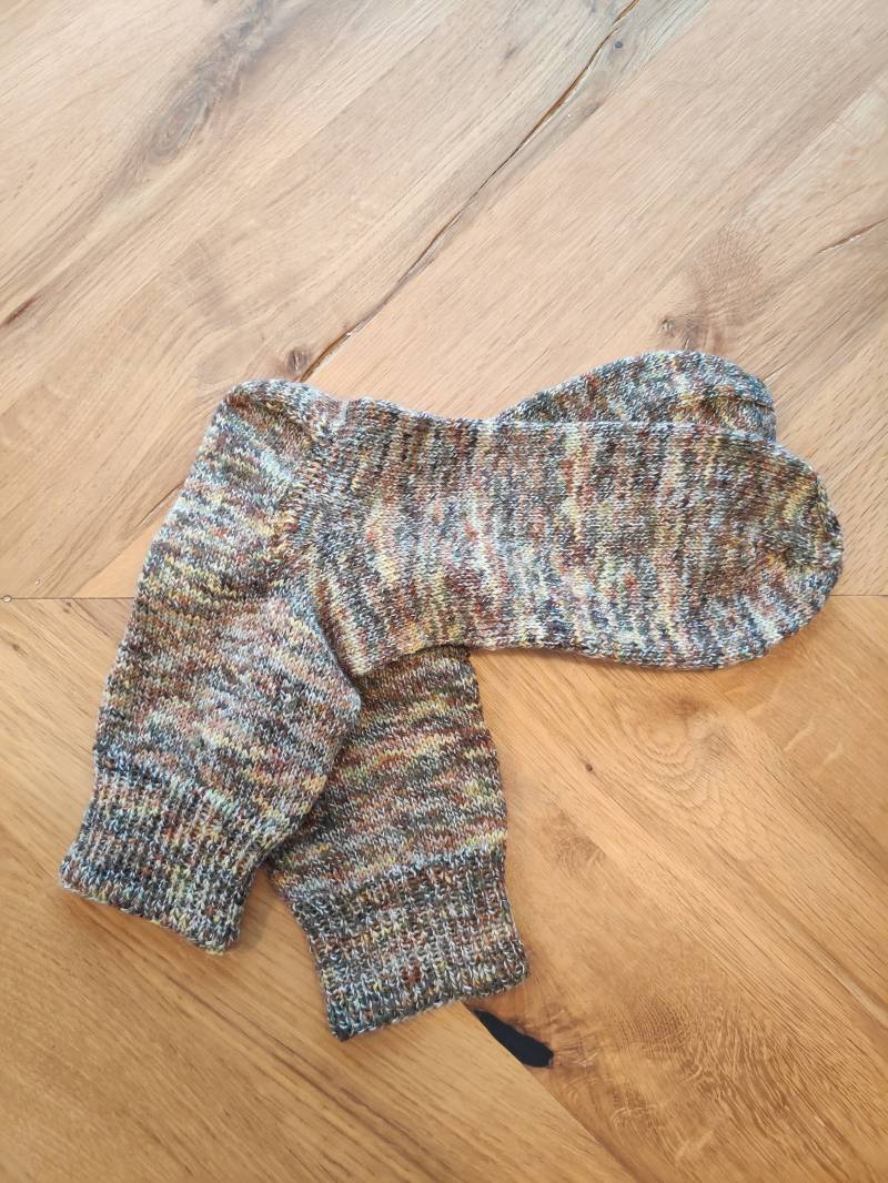Handgestrickte Socken Größe 46, 47, 48 Handgestrickte Socken Größe 46, 47, 48 von KnitwearByLovers