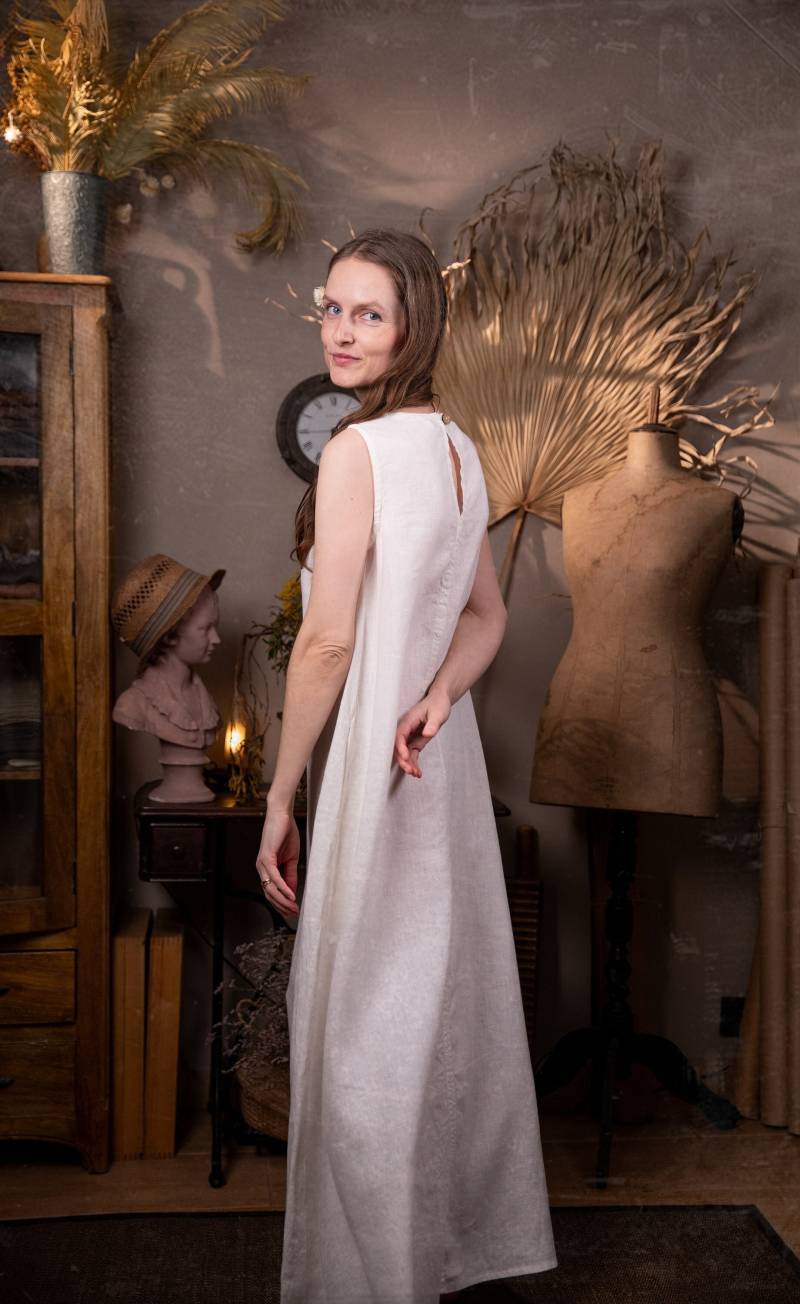 Ärmelloses Leinenkleid Monk | Minimal Langes Kleid Maxikleid Lockeres Sommerkleid Minimales Für Damen von KnockKnockLinen