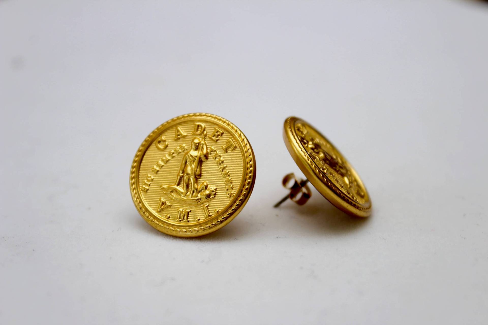 Vmi Large Oder Small Button Ohrstecker von KnopfArt