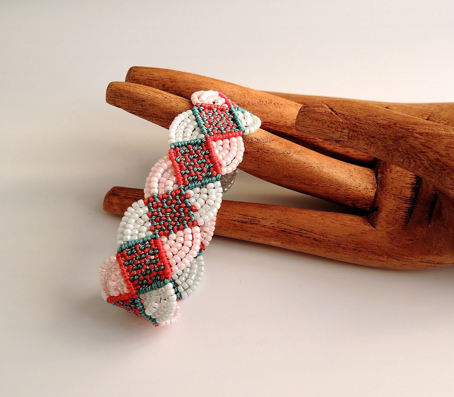 Türkis Und Rot Karierten Macrame Armband - Mikro Handgefertigter Schmuck Türkis Und Rot Karierten Macrame Armband - Mikro Handgefertigter Schmuck von KnotJustMacrame