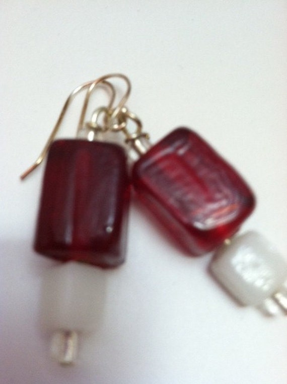Rote Und Weiße Ohrringe - Egl005 Rote Und Weiße Ohrringe - Egl005 von KnotObsoleteDesign