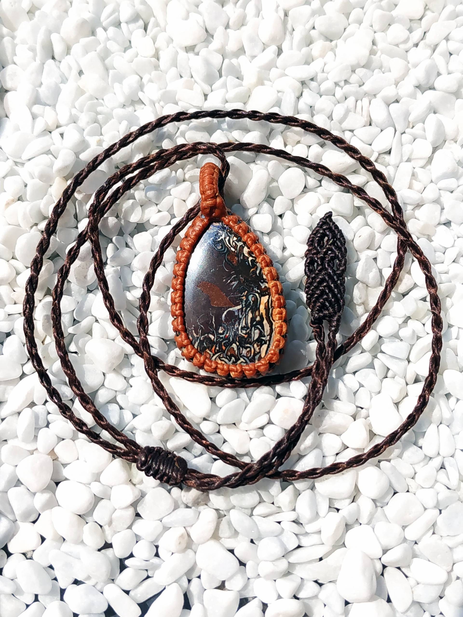 Atemberaubende Gemusterte Koroit Boulder Opal Anhänger Atemberaubende Gemusterte Koroit Boulder Opal Anhänger von KnotRocks2