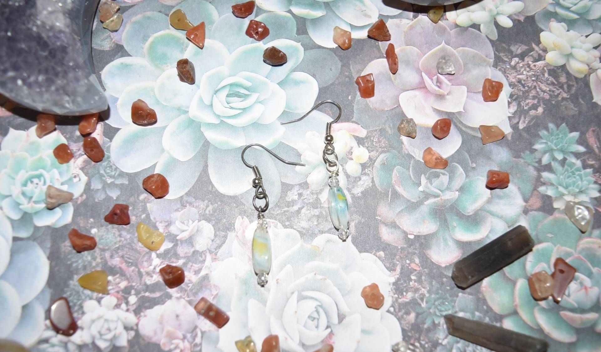 Grün Und Klar Perlen Ohrringe, Schmuck, Ohrschmuck, Perlen, Piercings, Handgefertigte Spring Shopping Grün Und Klar Perlen Ohrringe, Schmuck, Ohrschmuck, Perlen, Piercings, Handgefertigte Spring Shopping von KnotTreasuresJewelry