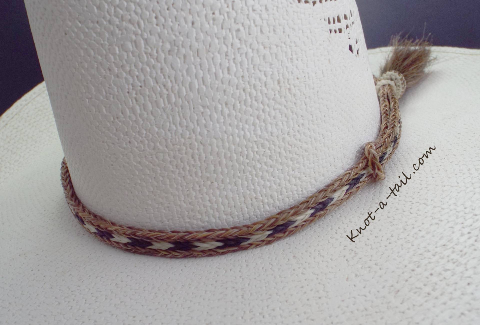 Rosshaar Hutband, Einseitige Quaste, Zimtbraun, Cowboy Western Rodeo, Toll Auf Einem Strohhut von Knotatail