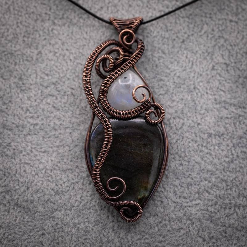 Labradorit & Spektrolit Anhänger Mit Kupferdraht - Handgefertigter Naturstein-Schmuck Intensivem Schimmer von KnotenglueckSchaetze