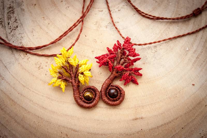 Halskette Lebensbaum Mit Tigerauge Halskette Lebensbaum Mit Tigerauge von Knotenland