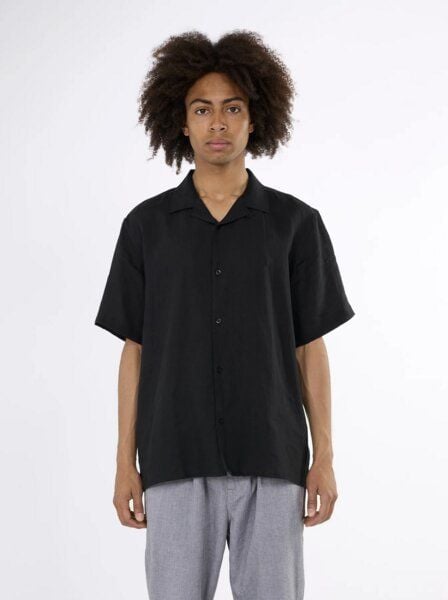 Knowledge Cotton Apparel Box Fit Short Sleeved Linen Shirt von Knowledge Cotton Apparel